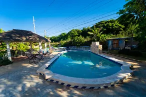 Vacation Rental Coral Spring, Falmouth JAM 8 BDRM - Image 5