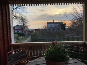Cabin with sea view at Hanö harbor - Image 2