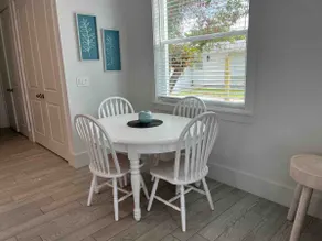 Luxe 2 Bedroom Inter-coastal Downtown Stuart - Image 5