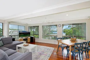 Number One - tranquility, views, walk to beach - Image 4