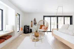 Modern Forest Cabin - The Lofthouse - Image 3