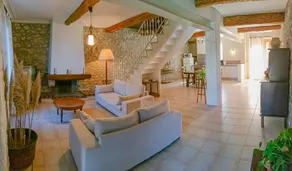 Charming renovated cottage in a quiet area with large pool - Image 3
