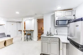 Charming updated Bungalow - Image 4