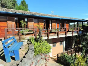 House in Campos do Jordão with panoramic views - Image 3
