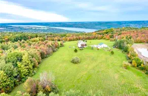 Lakeviews, hot tub, fireplace, peace & quiet - Image 3