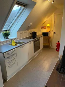 Own apartment in small property with 2 leases - Image 3