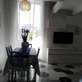 Desy's House - Image 2