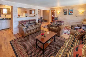 White Pine at Pinecone Lodge - Image 2