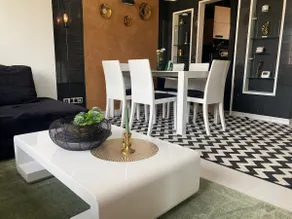 Lovely 1-bedroom apartament with free parking - Image 2