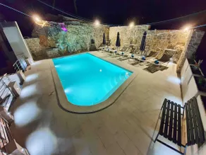 Ivan’s Pool Residence - Image 2