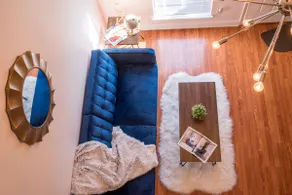 1 bed loft - 7 mins to downtown - Image 2