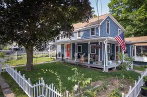 House on the Babbling Brook- Quiet 2BR + King Bed! - Image 5