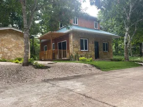 Spacious Country House - Image 2