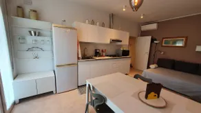 40 sqm Padua center 10 min, renovated -Choco - Image 3