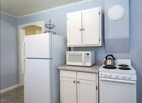 Secluded Hidden Gem Mazama House near Crater Lake - Image 4