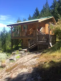 Galiano Cabin Hideaway - Image 4