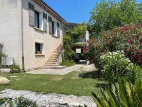 Villa with summer kitchen and pool near Aix - Image 2
