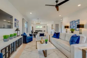 Luxury Downtown Nash/Roofdeck/11 Beds - Image 2