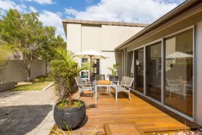 Harlequin Beach House Vincentia - Image 5