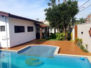 Beautiful beach house with pool and barbecue area - Image 5