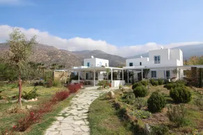 The Three Villas - Image 4