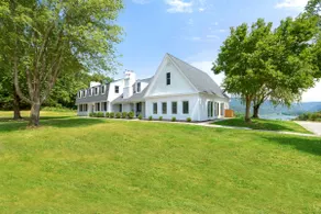 Blarney: Indoor Pool and the best River & Mountain Views in Harpers Ferry, WV. - Image 3