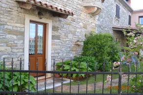 Small Family Istrian house with garden - Image 3