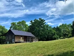 The Evergreen Cabin at Second Creek; Ronceverte WV - Image 3