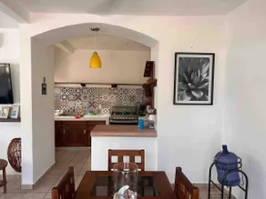 Beachfront house with concession for private use - Image 5