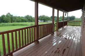 Gorgeous Log Cabin close to Cave and Lakes!! - Image 3