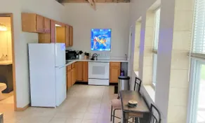 Vineyard Cottage with Lake view - Image 5