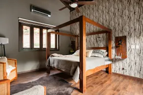 Japanese Inspired Villa with Deck Hot Tub in Jarabacoa - Image 2