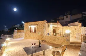 Mani Stone House Lodge - Image 3