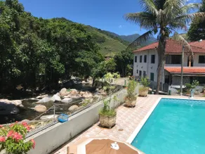 Big house with waterfall - Image 2