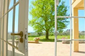 Magical 1900s Farmhouse near Rome with hot tub - Image 3