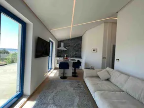 Sea view 2 bedroom apartment - Image 4