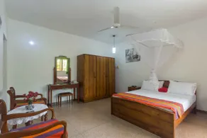Spacious Apartment on Ebenezer Place - Image 4