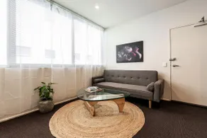 Beautiful one bedroom Collingwood gem - Image 4