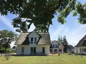 Modern thatched cottage on the Focker Strom - Image 2