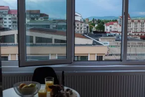 Studio with a view in city center - Image 2