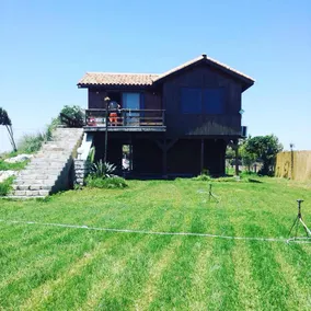 Waterfront wooden house - Image 5