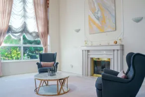 Spacious & clean vacation home near airport - Image 2