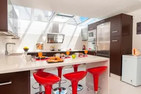 Beach bungalow - Image 4