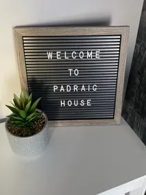 Cozy and bright 3 bedroom house Downtown - Image 3
