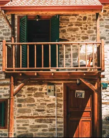 Lovely house in the heart of nature - Image 3