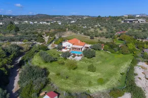 Olive Private Villa Kolymbia up to 12 pax - Image 3