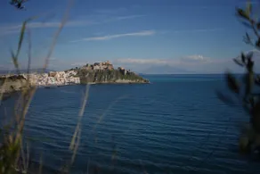 Casa Caterina overlooking Marina Corricella - Image 2