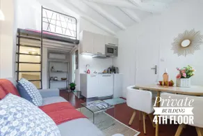 PRIVATE BUILDING, 4 APTS, UNIQUE AT NICE- OLD TOWN - Image 4