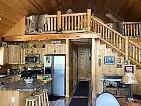 Large Crivitz Log House - Image 2