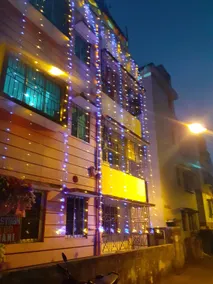Airbnb Apartment Home - Image 2